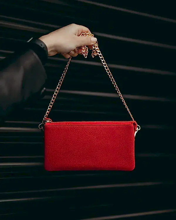 Kırmızı Kadın Çanta Zincirli Hakiki Deri 2050