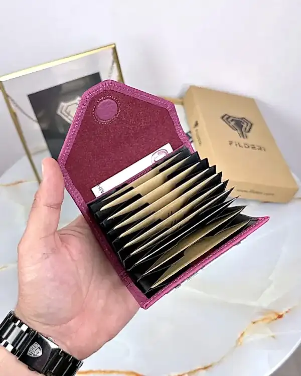Akordiyon Kartlık Pembe Renk Hakiki Deri 2063