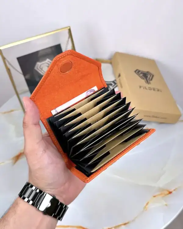 Akordiyon Kartlık Turuncu Renk Hakiki Deri 2063