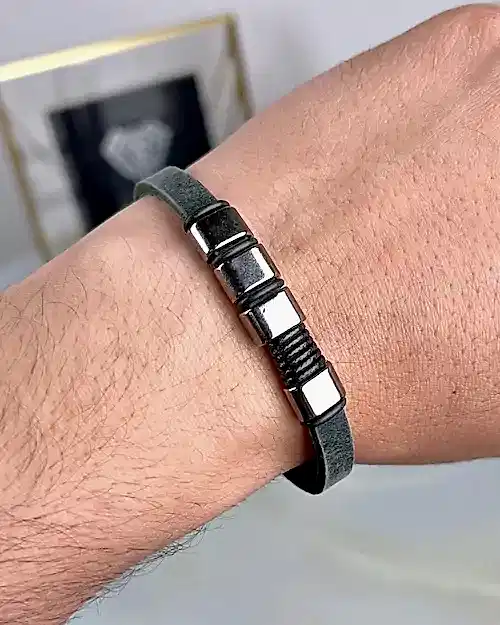 Mıknatıslı Eskitme Derili Bileklik