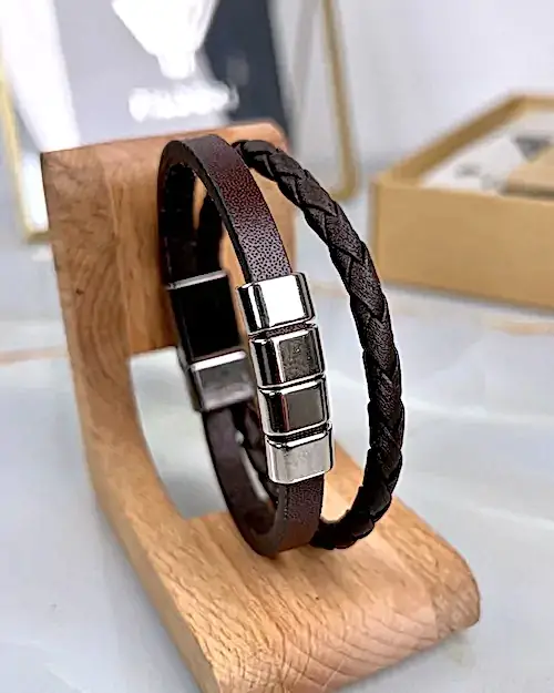 Mıknatıslı Kahverengi Bileklik Aksesuarlı