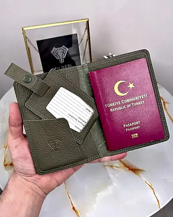 Pasaport Kabı ve Valiz Etiketi Hakiki Deri 2038 - Yeşil