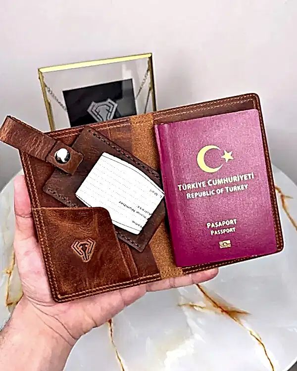 Pasaport Kabı ve Valiz Etiketi Hakiki Deri 2038 - Fındık