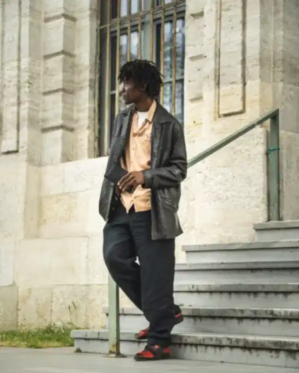 El Cüzdanı Telefon Bölmeli Siyah Renk 2040