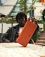 Turuncu Cüzdan Tutamaçlı Telefon Bölmeli 2028