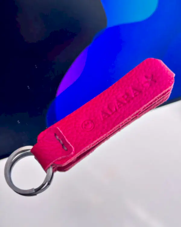 Hakiki Deri Anahtarlık Kırmızı Renk