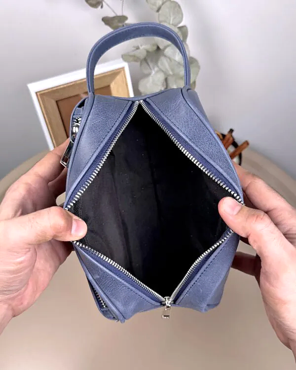 Hakiki Deri El Çantası – Fermuarlı Lacivert Renk | 2109