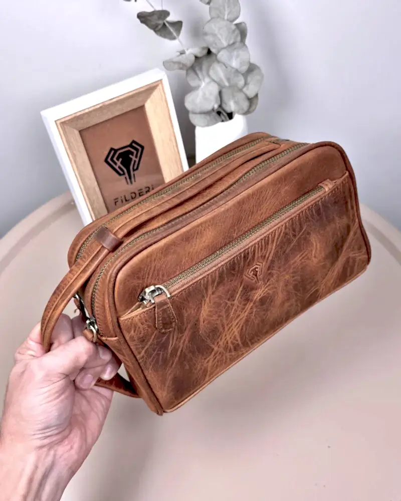 Büyük Erkek El Çantası – Hakiki Deri Fındık Renk | 2104