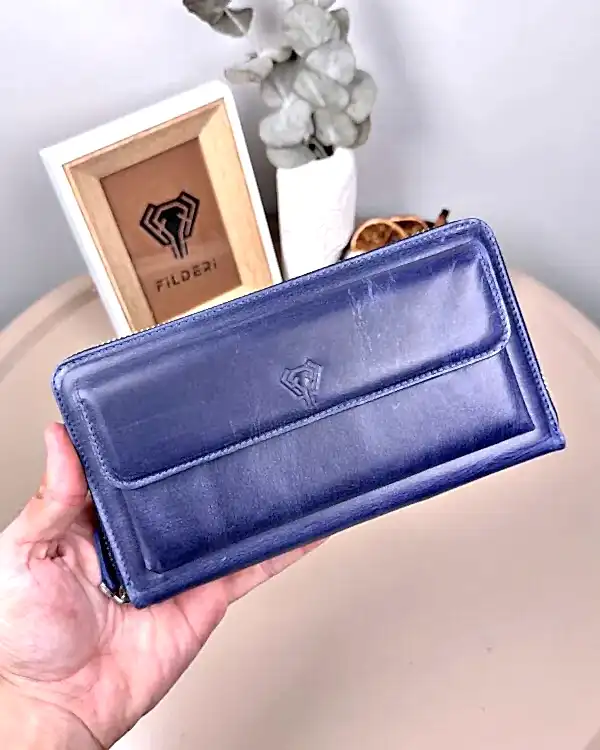 Lüks Erkek El Çantası – Lacivert Hakiki Deri | 2100