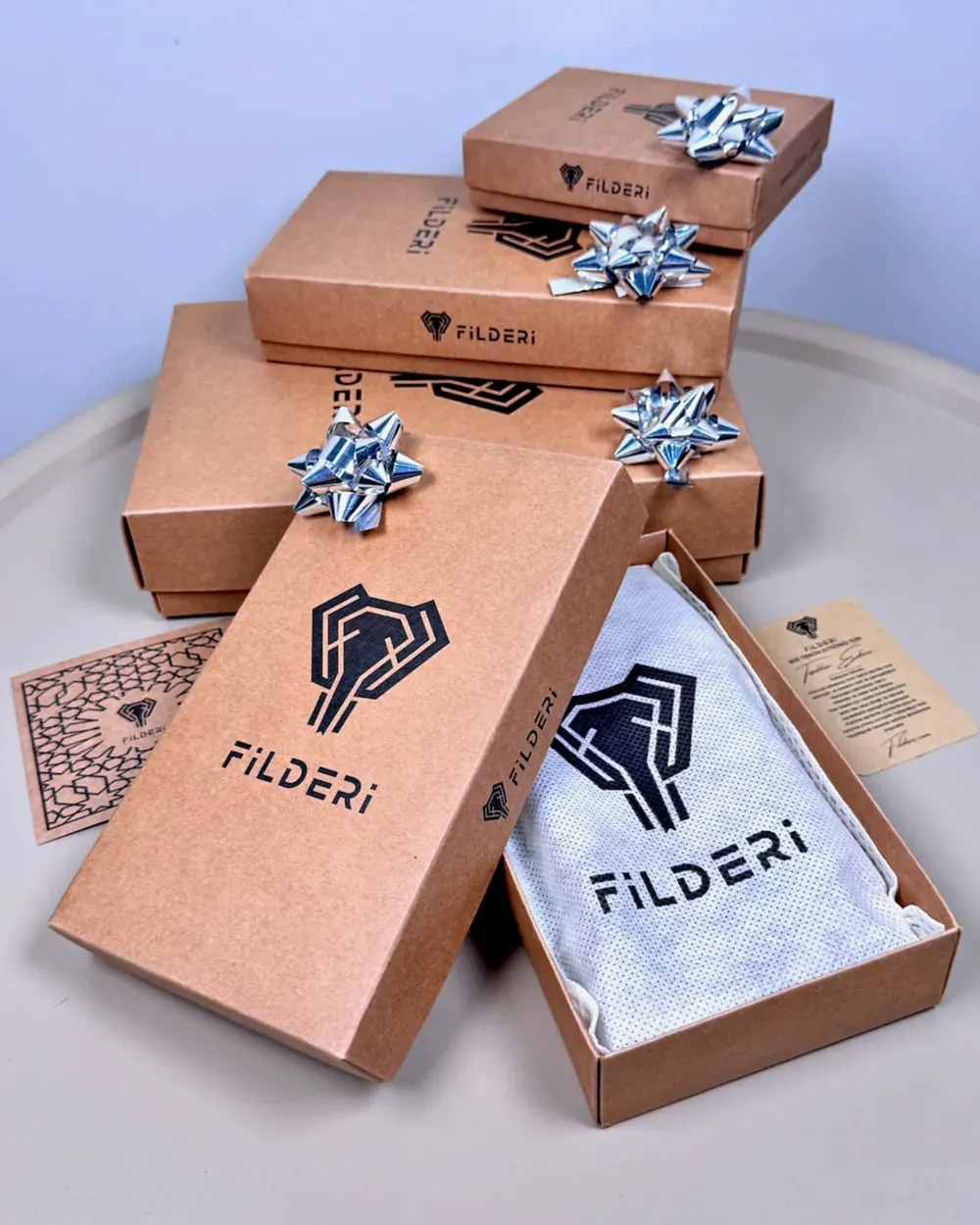 Sevgililer Günü Deri Hediye