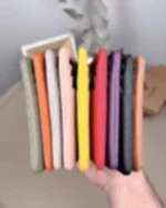 Created with RNI Films app. Profile 'None' hakiki deri kartlık renkler