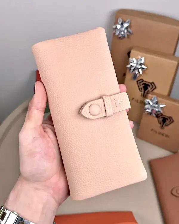 Kadın Cüzdan – Hakiki Deri, Fermuarlı & Mıknatıslı Pudra | 2133