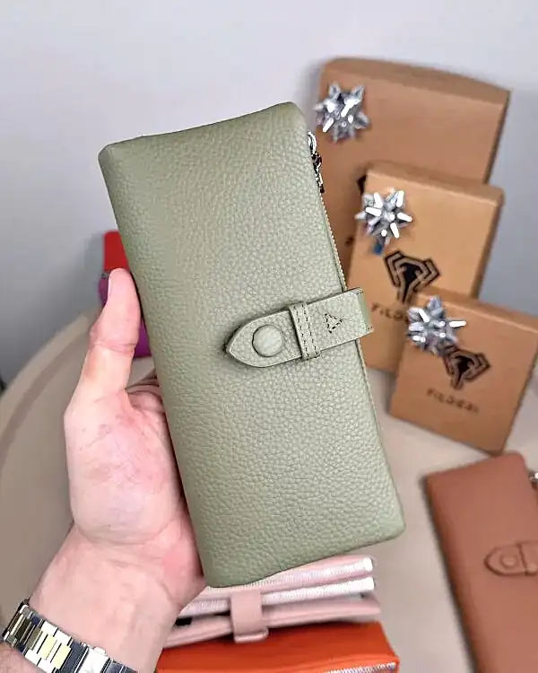 Kadın Cüzdan – Hakiki Deri, Fermuarlı & Mıknatıslı Yeşil | 2133