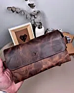 Created with RNI Films app. Profile 'None' Erkek El Çantası – Hakiki Deri, Kahve Eskitme Deri | 2056