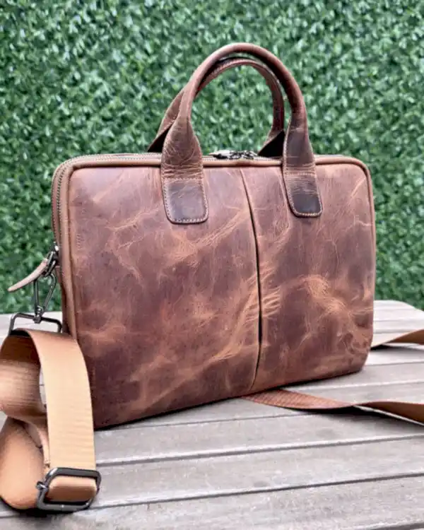 Deri Laptop Evrak Çantası – Hakiki Deri, 13 İnç, Fındık | 2136