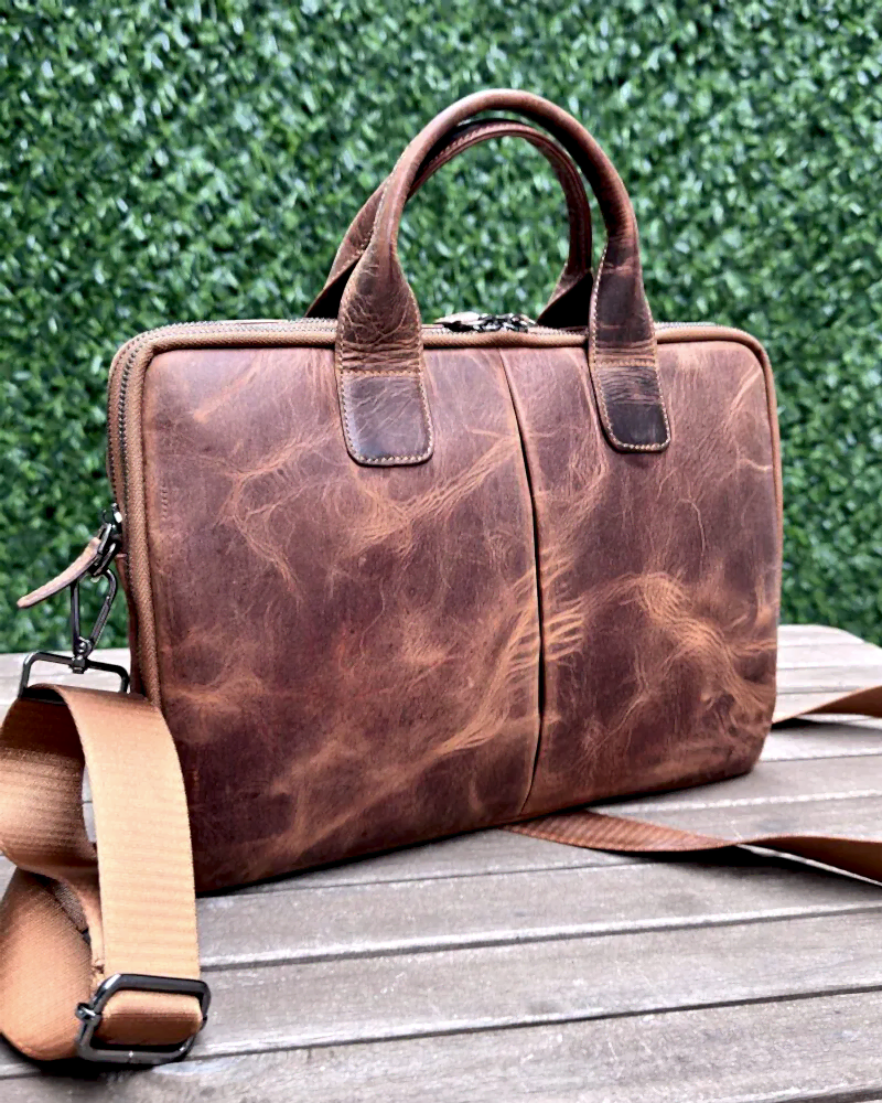 Deri Laptop Evrak Çantası – Hakiki Deri, 13 İnç, Fındık | 2136